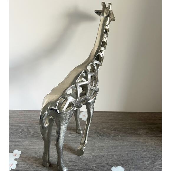 Vintage Steel Silver Metal Hollow Modern Art Giraffe Statue Made in India EUC - Picture 6 of 8